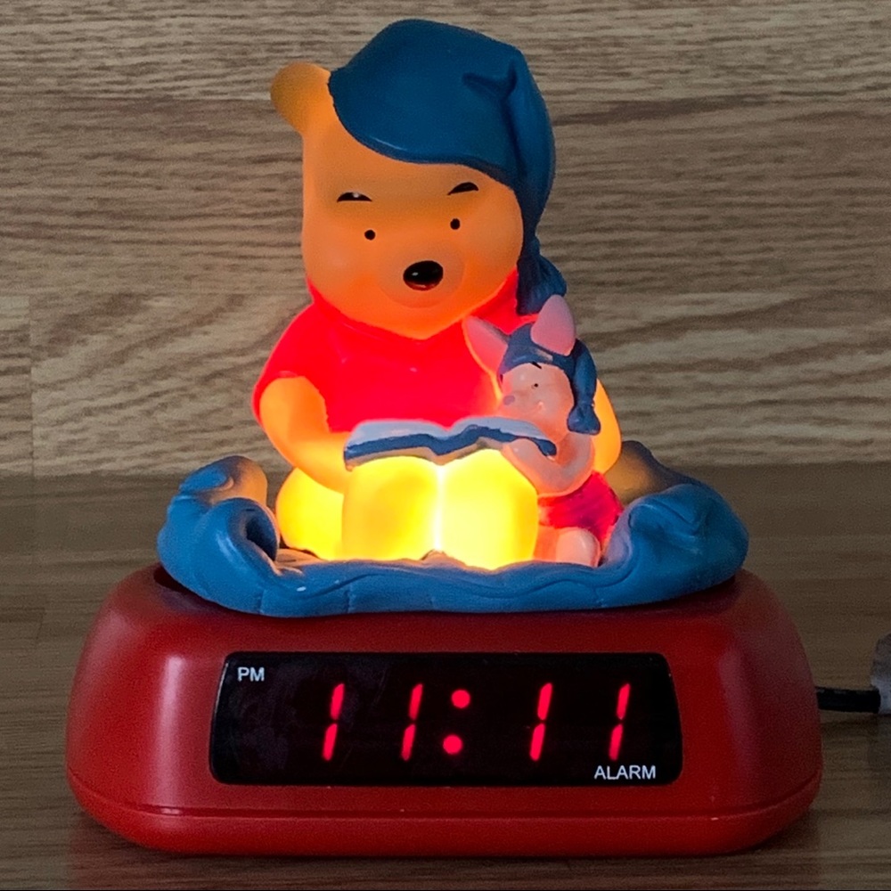 Vintage Winnie The Pooh Digital Clock Night Light